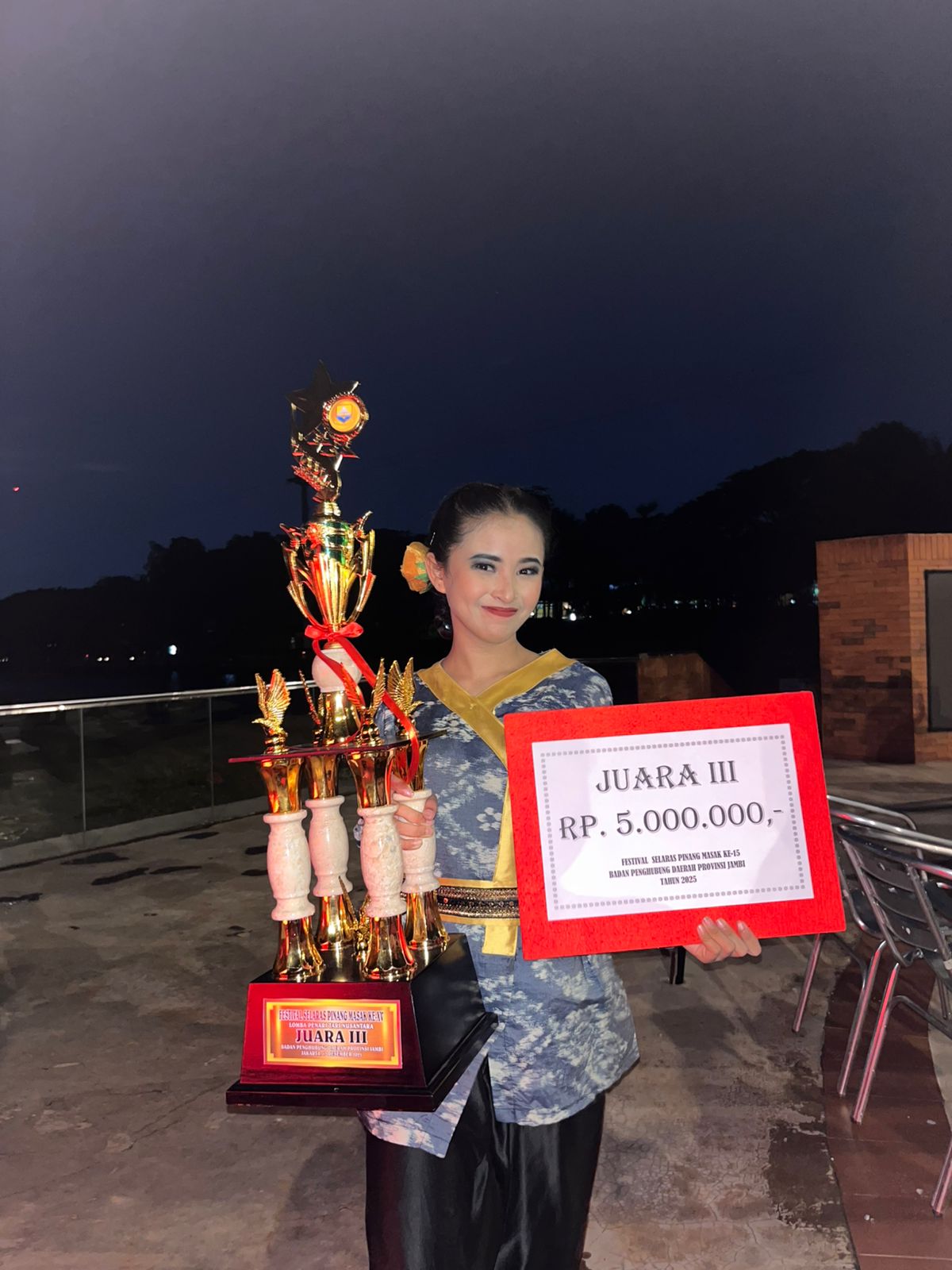 JUARA III TINGKAT NASIONAL FESTIVAL SELARAS PINANG MASAK (tari silang sangketo)