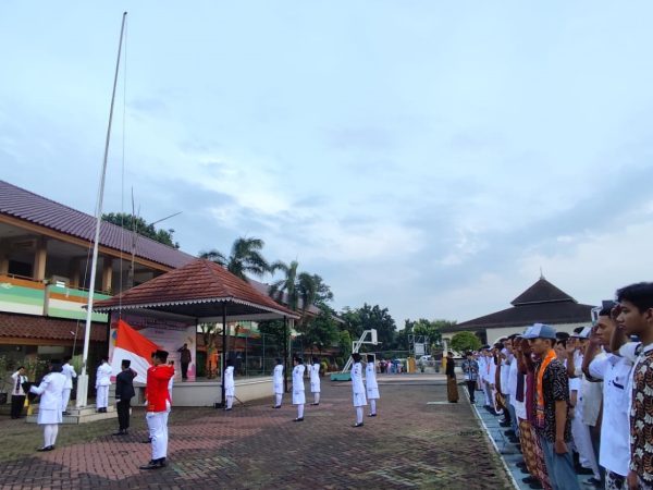 UPACARA HARI PENDIDIKAN NASIONAL TAHUN 2026