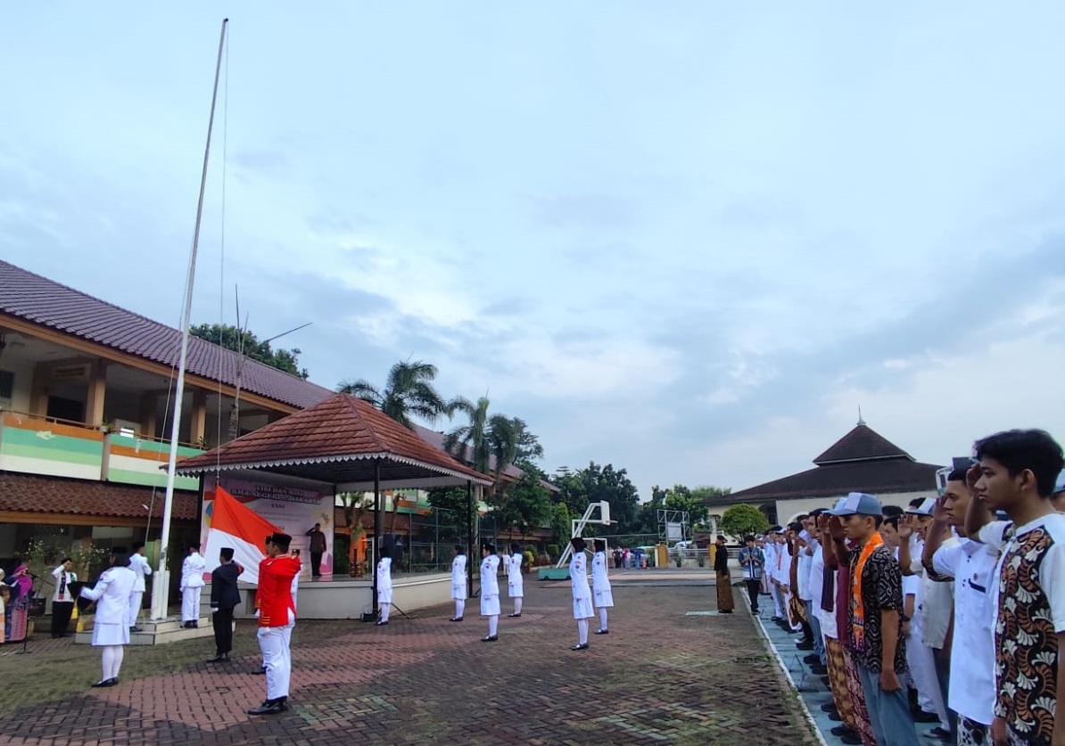 UPACARA HARI PENDIDIKAN NASIONAL TAHUN 2026